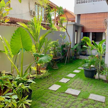 The Lima Home Stay In Canggu Екстер'єр фото