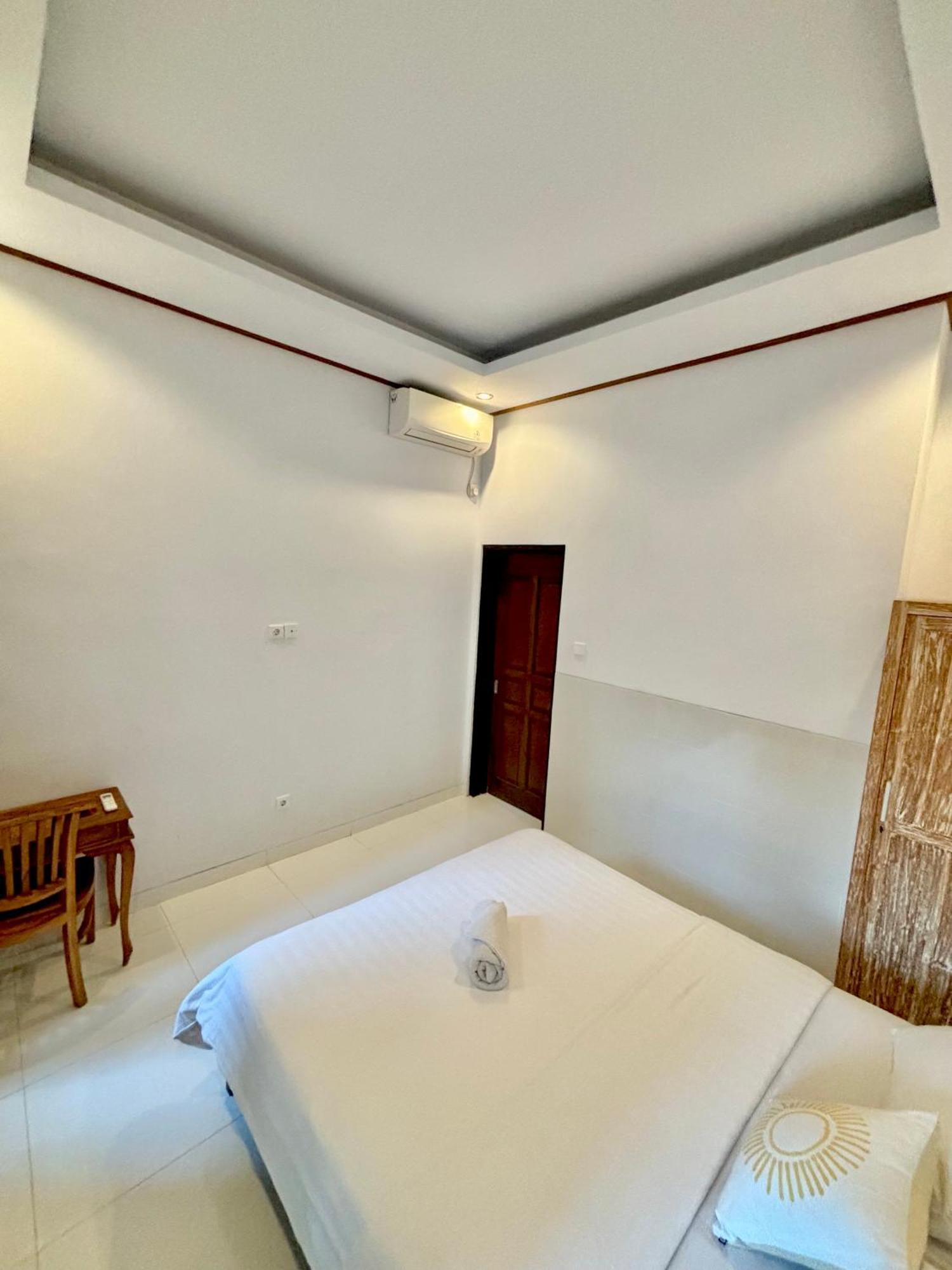 The Lima Home Stay In Canggu Екстер'єр фото