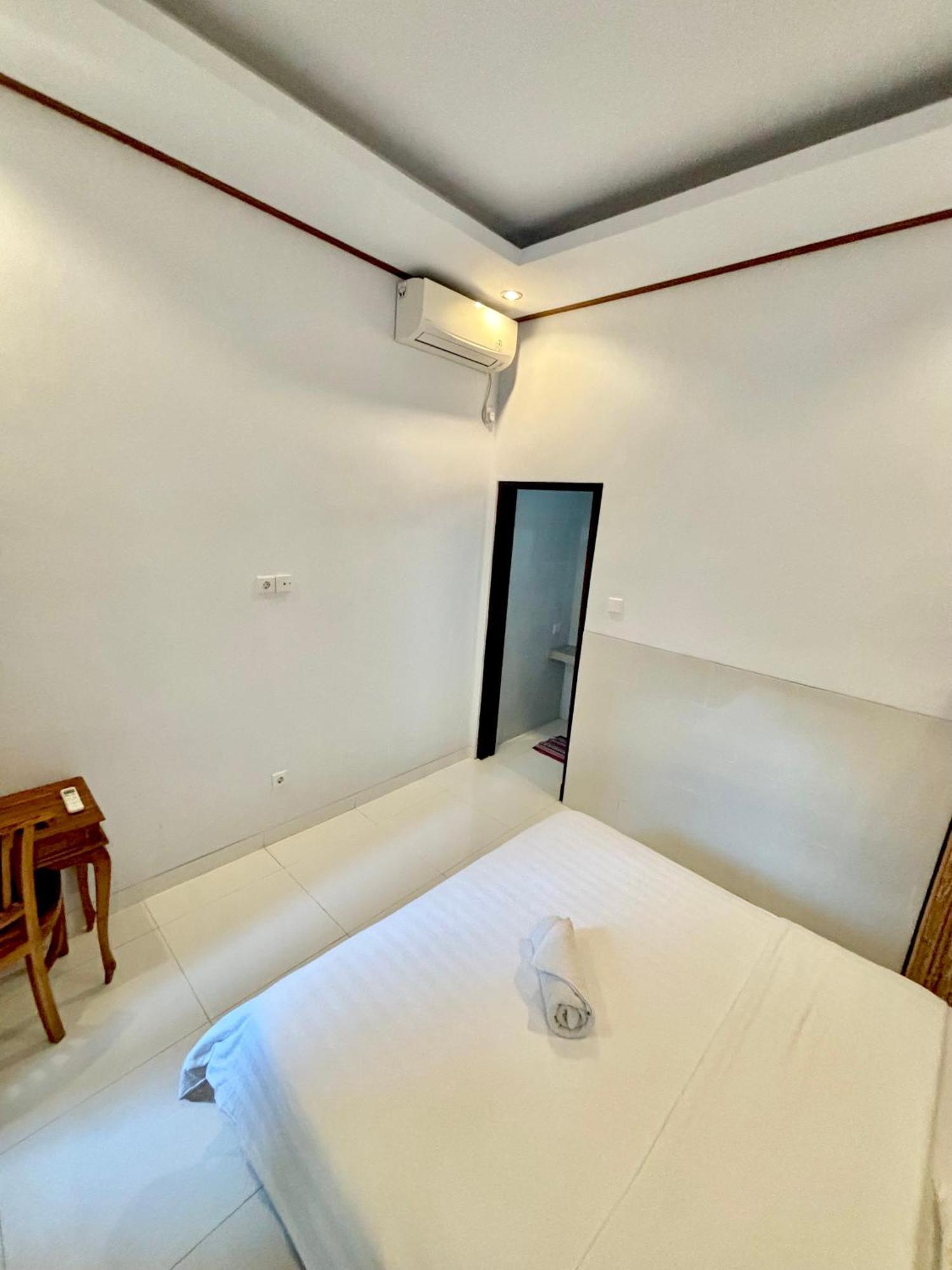 The Lima Home Stay In Canggu Екстер'єр фото
