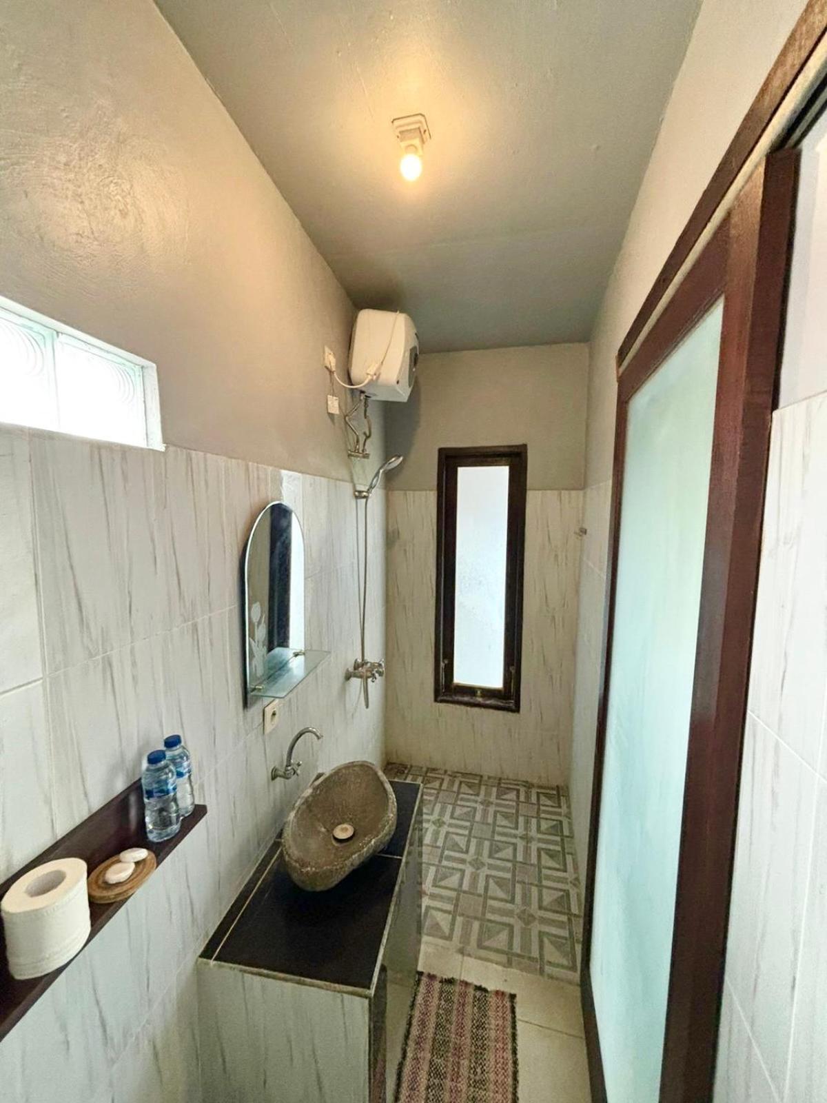 The Lima Home Stay In Canggu Екстер'єр фото